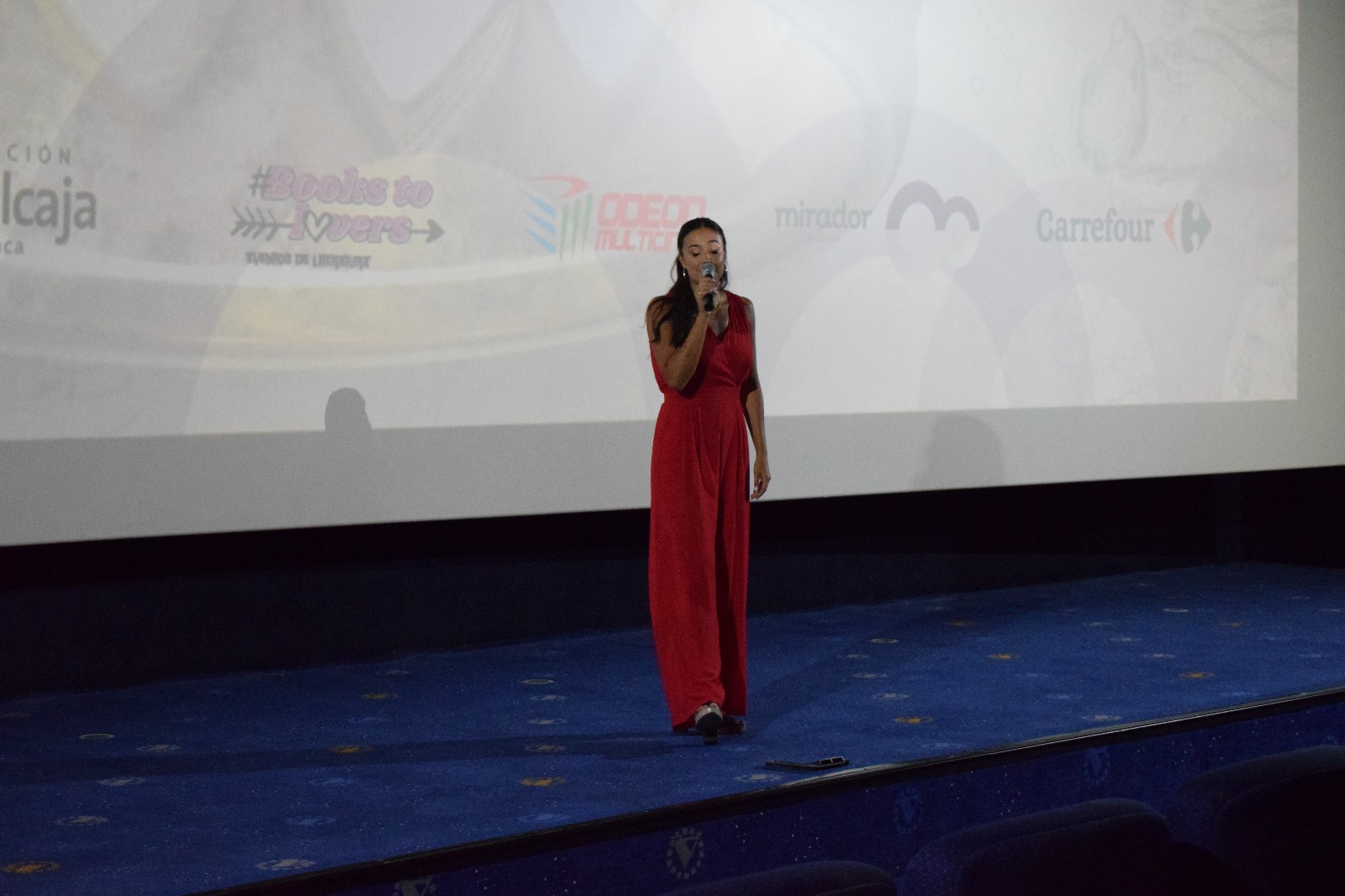 Presentación de 'La Canción del Fiordo', nueva novela y corto de la  historia de Julia de la Fuente - Enciende Cuenca Noticias