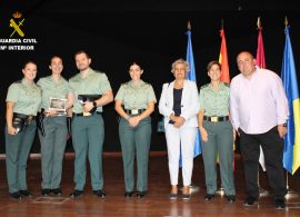 Homenaje de Portilla a la Guardia Civil en las fiestas del Cristo de la Viga