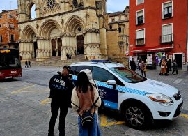 La Policía Local de Cuenca atiene 62 avisos este fin de semana, uno por un aparcacoches sin autorización